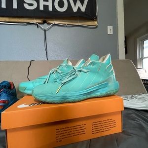 Same 7 “Acid Mint”